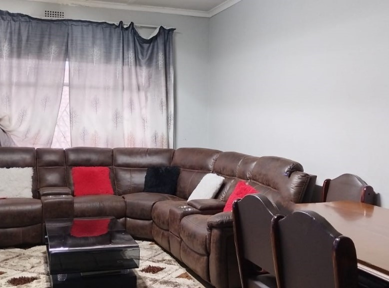 3 Bedroom Property for Sale in Rustenburg Central North West